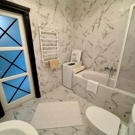 Arcadia Hills - 2 Bedroom - With Parking Apartment *